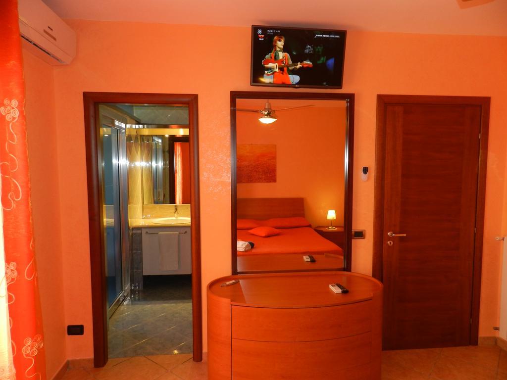 B&B L'Antica Rimessa Lecce Zewnętrze zdjęcie